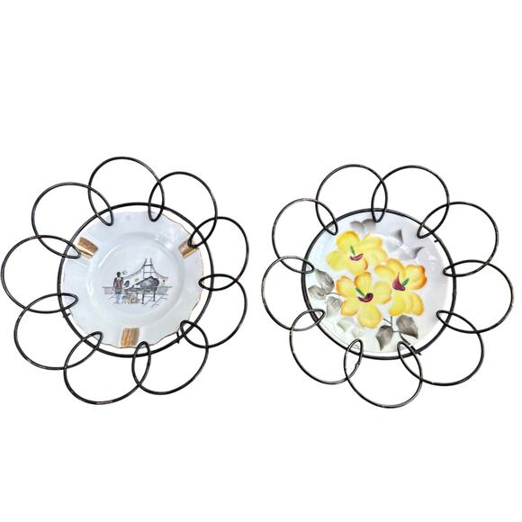 None and/or Unknown Other - Wire Frame Vintage Decorative Plates . Ash Tray . Wall Decor Japan Hand Painted